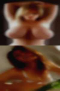 Horny women fuck freak woman that pussy.